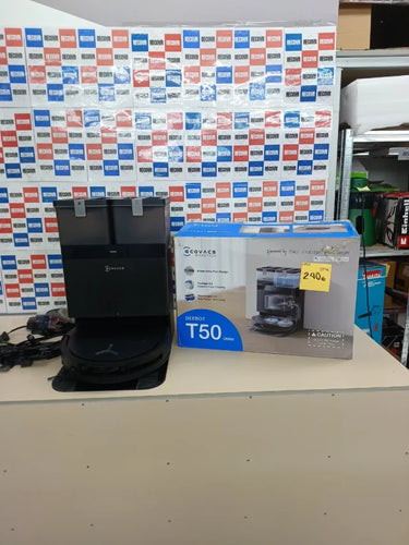 ECOVACS DEEBOT T50 Omni Robot Aspirador y mopa, 15.000Pa, Cepillo Lateral Extensible, ZeroTangle 2.0, estación Omni Todo en uno, mopa con Agua Caliente a 75℃ lultrafino de 81mm